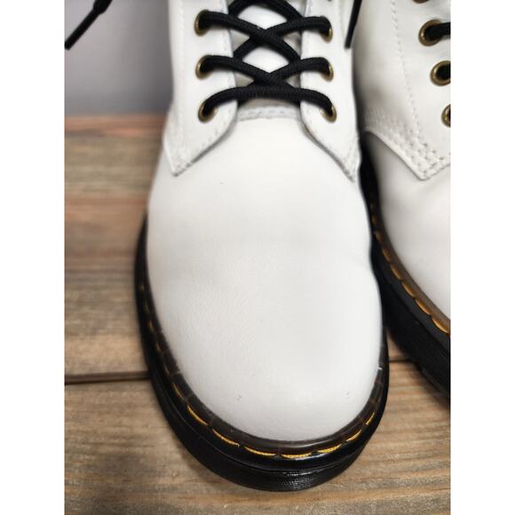 Doc Dr. Martens Boots Zavala White Leather Lace Up Mens 7/ Womens 8 main image 7